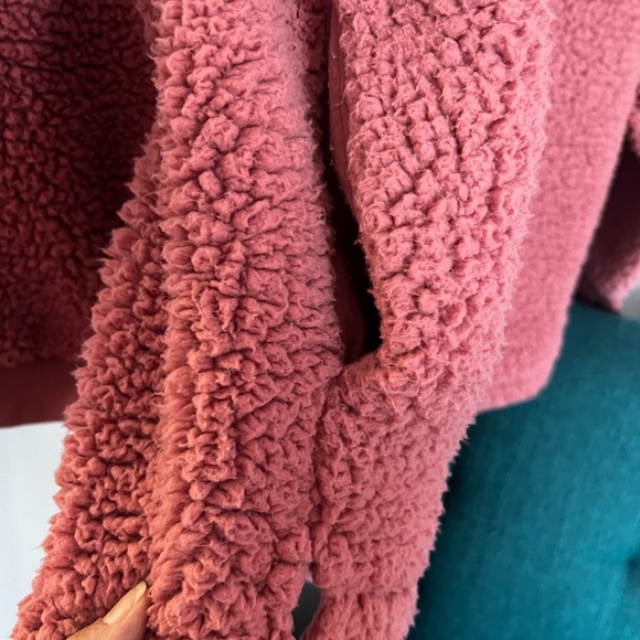 VS XL Cozy Pink Sherpa Hoodie - Picture 6 of 6